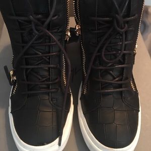 Giuseppe Zanotti Black and Gold Sneakers 37.5